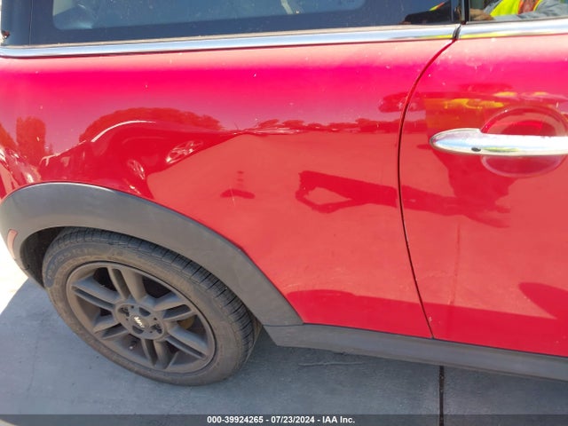 2011 MINI COOPER WMWSU3C52BT251106 Photo 5