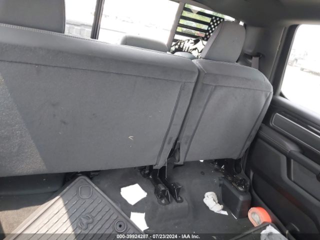 2022 RAM 1500 1C6SRFFT1NN477024 Photo 7
