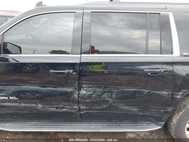1GKS1GKC8HR238213 GMC Yukon Xl Slt