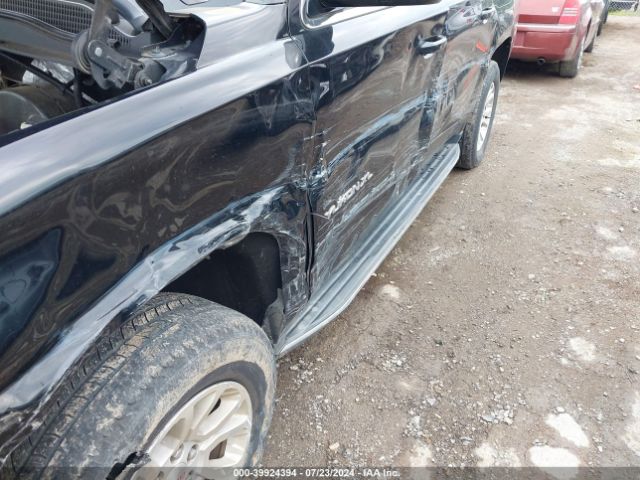 1GKS1GKC8HR238213 GMC Yukon Xl Slt
