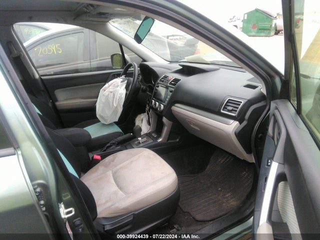 Subaru Forester 2.5i Premium 2017 JF2SJAEC9HH494971 Image 5