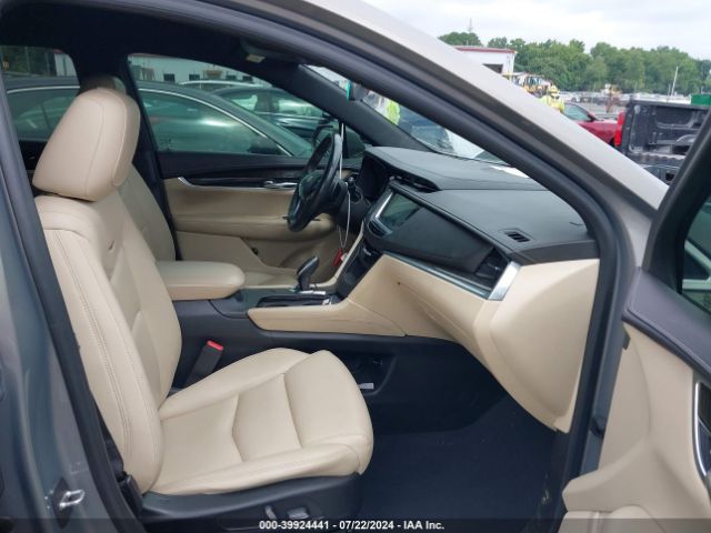1GYKNARS5JZ139603 Cadillac Xt5 Standard