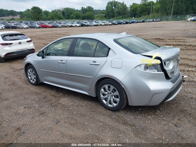 Toyota COROLLA LE 2022 JTDEPMAE3NJ229406 Image 3
