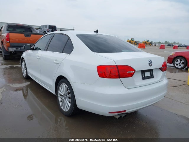 3VWLL7AJ1EM435051 Volkswagen Jetta 2.0l Tdi