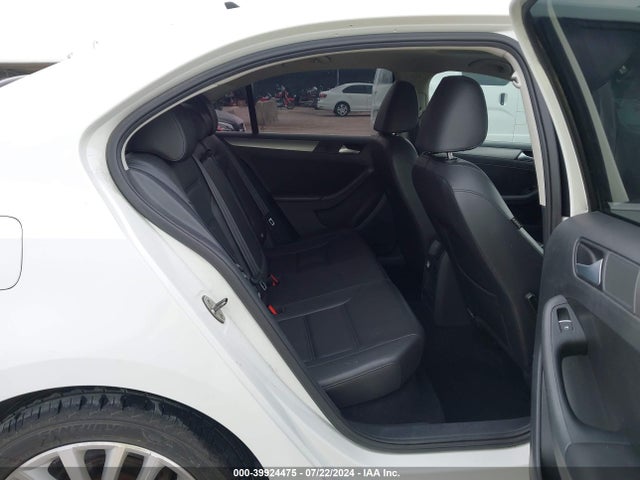 3VWLL7AJ1EM435051 Volkswagen Jetta 2.0l Tdi