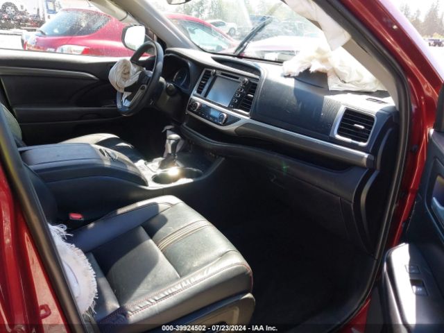 5TDJZRFH8KS918672 Toyota Highlander Se