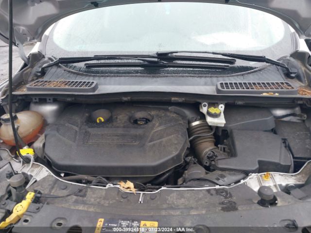1FMCU9J96HUD14576 Ford Escape Titanium