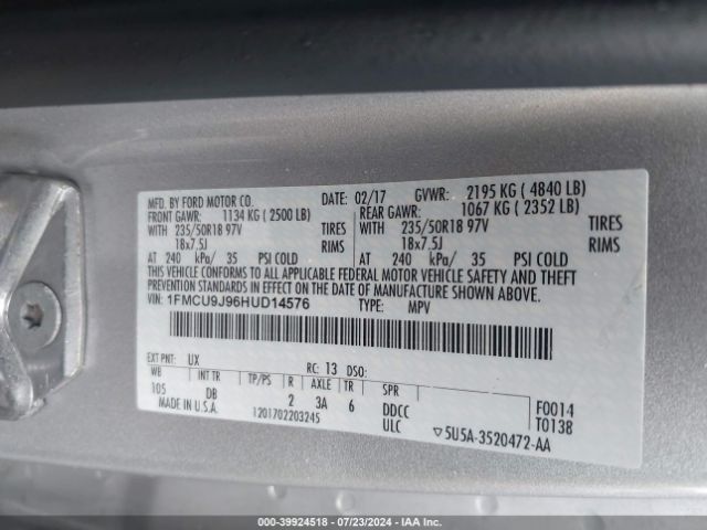 1FMCU9J96HUD14576 Ford Escape Titanium
