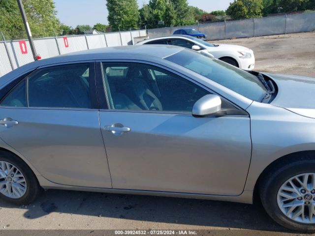 4T1BF1FK1HU671411 Toyota CAMRY LE