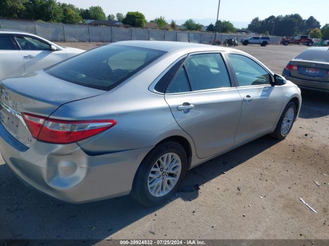 4T1BF1FK1HU671411 Toyota CAMRY LE