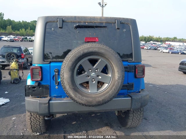 1C4HJWDG6FL612222 Jeep Wrangler Unlimited Freedom Edition