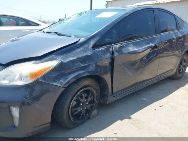 JTDKN3DU6E0371373 Toyota Prius Two
