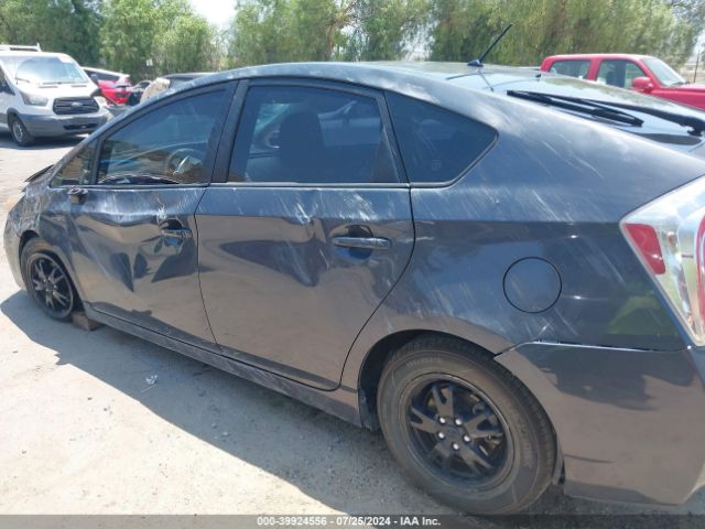JTDKN3DU6E0371373 Toyota Prius Two