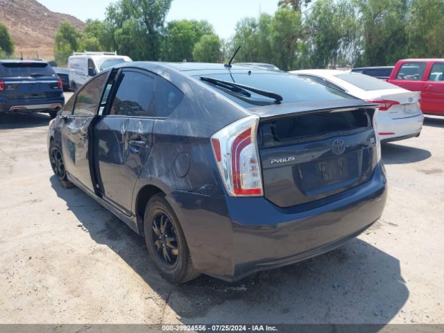 JTDKN3DU6E0371373 Toyota Prius Two