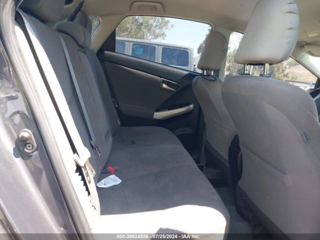 JTDKN3DU6E0371373 Toyota Prius Two