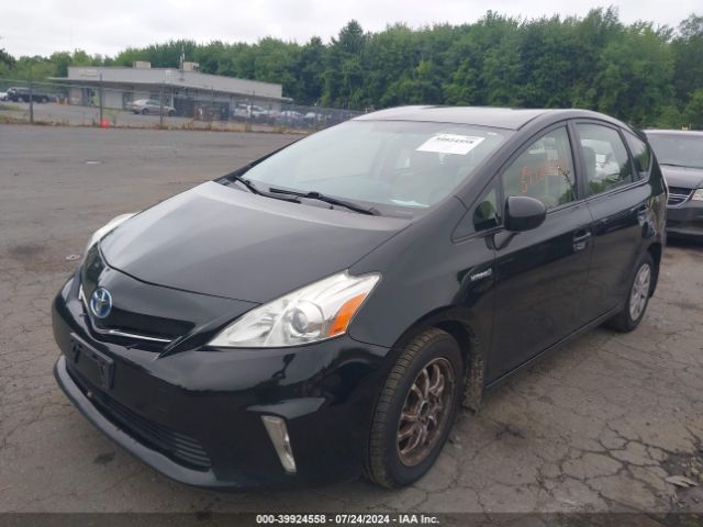 JTDZN3EU1EJ010625 Toyota Prius V Three