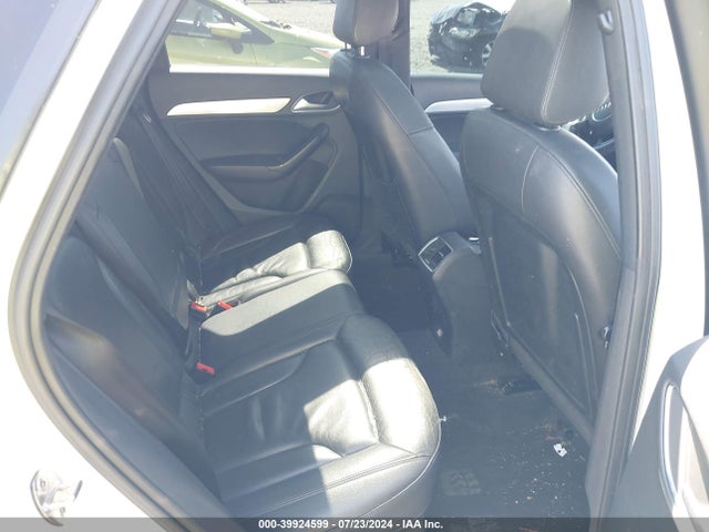 Audi Q3 2.0t Premium Plus 2015 WA1EFCFS2FR001910 Image 8