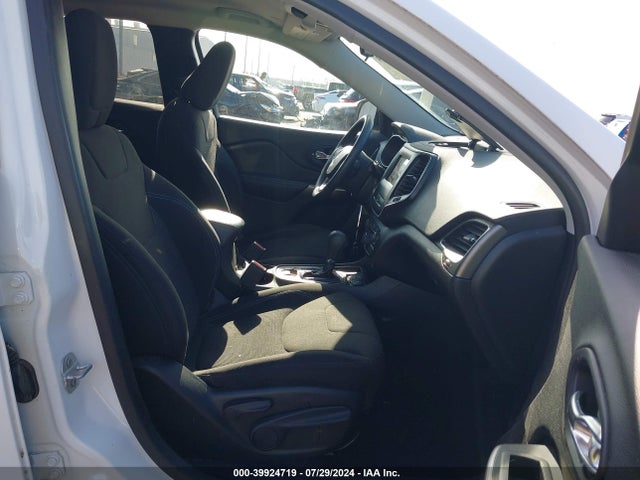 1C4PJLCB3LD619084 Jeep Cherokee Latitude Fwd