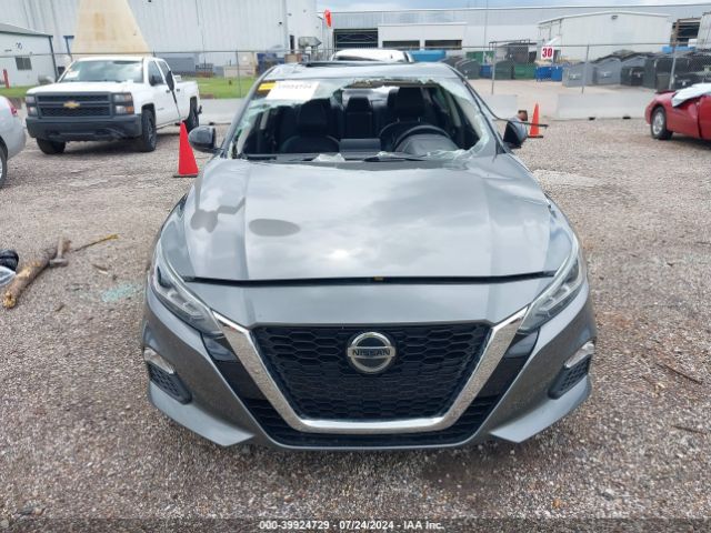 1N4BL4CVXLN307977 Nissan Altima Sr Fwd