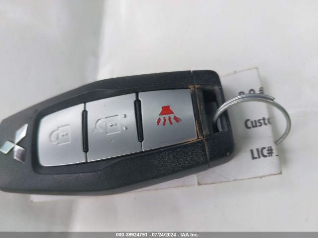 JA4J4TA8XNZ032367 Mitsubishi Outlander Es 2.5 S-awc