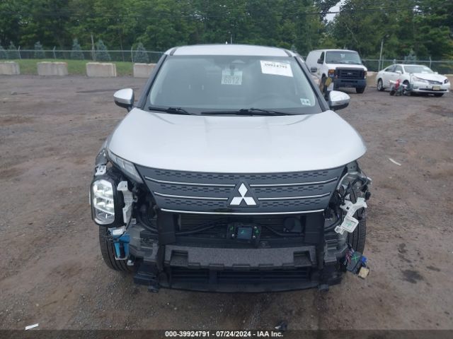 JA4J4TA8XNZ032367 Mitsubishi Outlander Es 2.5 S-awc