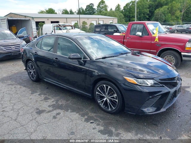 Toyota CAMRY SE 2018 4T1B11HK6JU671048 zdjęcie główne