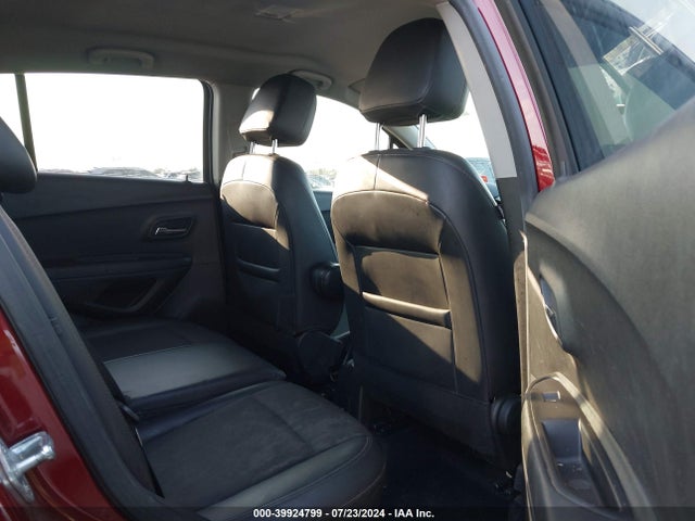 Chevrolet Trax Awd Lt 2022 KL7CJPSM8NB557055 Image 8