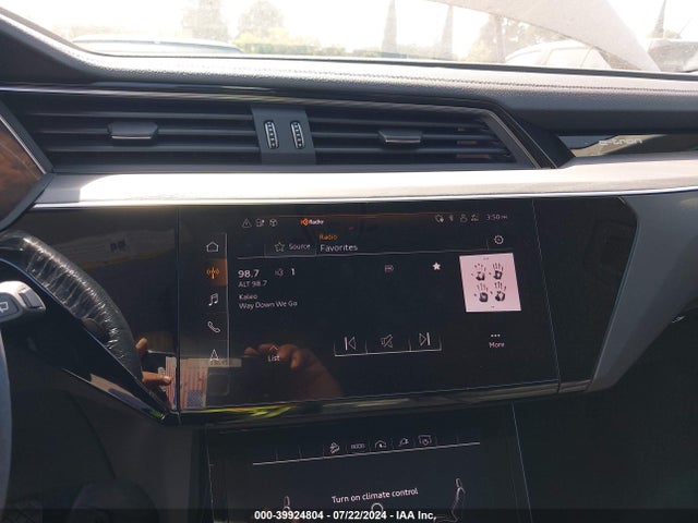 Audi Q8 E-tron Premium Plus Quattro 2024 WA15AAGE4RB039504 Image 18
