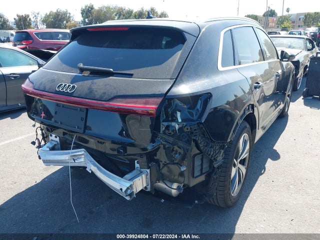 Audi Q8 E-tron Premium Plus Quattro 2024 WA15AAGE4RB039504 Image 4