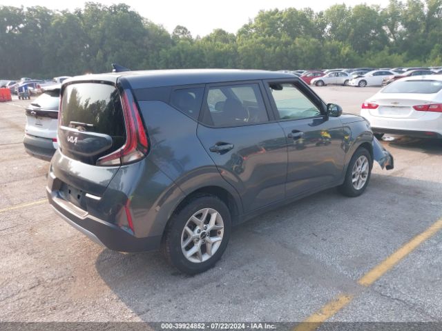 KNDJ23AU0P7883651 KIA SOUL LX