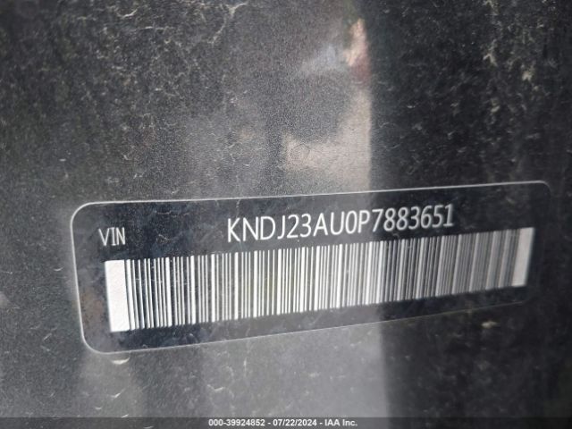 KNDJ23AU0P7883651 KIA SOUL LX