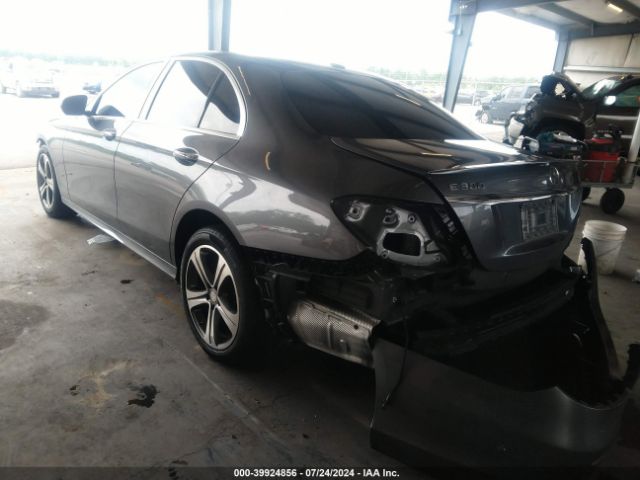 WDDZF4JB2HA211547 Mercedes-Benz E 300