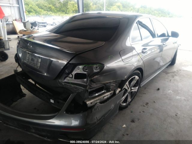 WDDZF4JB2HA211547 Mercedes-Benz E 300