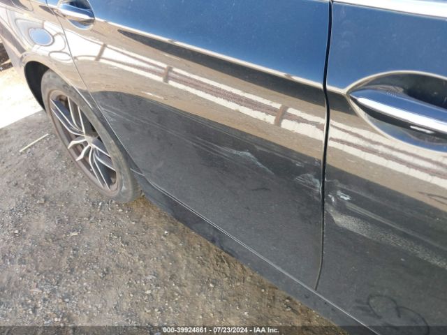 WBA5A7C58ED613130 BMW 528i Xdrive