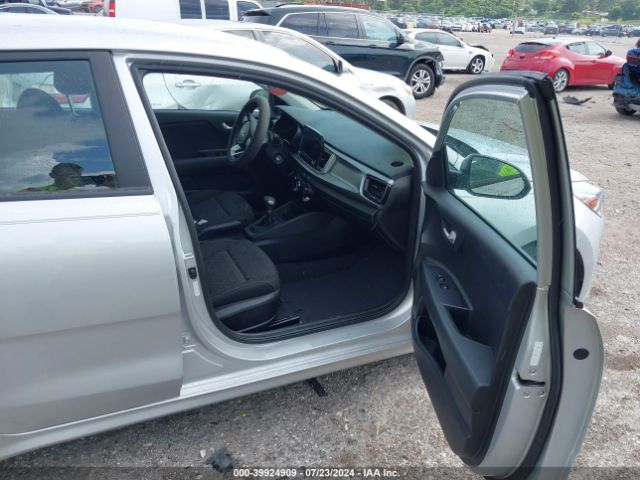 3KPA24AD2NE500893 KIA RIO S