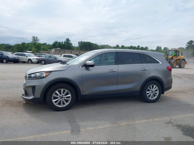5XYPGDA52KG457482 KIA Sorento 3.3l Lx