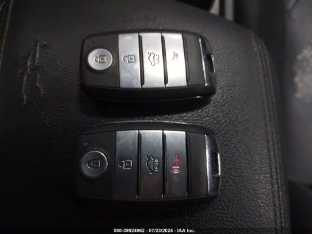 5XXGT4L39LG440661 KIA Optima Se