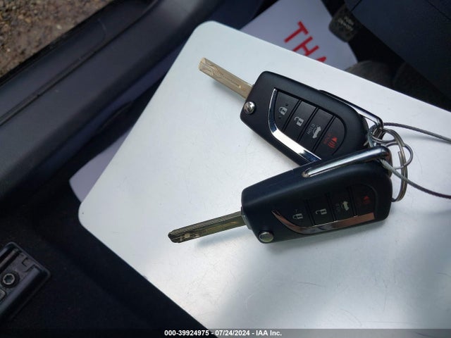 Toyota CAMRY LE 2021 4T1C11AKXMU596549 Image 11
