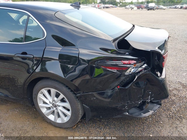 Toyota CAMRY LE 2021 4T1C11AKXMU596549 Image 18