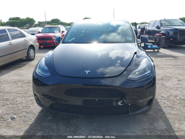 7SAYGDEF3NF375900 Tesla Model Y Performance Dual Motor All-wheel Drive