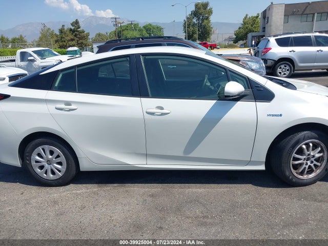 Toyota Prius L Eco 2020 JTDKARFU1L3122955 Image 14