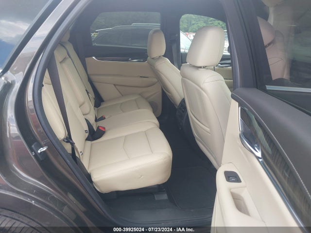 1GYKNARS0KZ205184 Cadillac Xt5 Standard