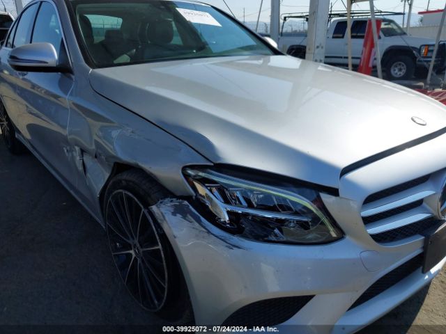 W1KWF8DB2MR647476 Mercedes-Benz C 300 Sedan