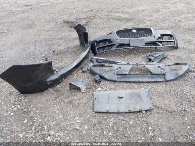SADCJ2FX0KA397964 Jaguar F-pace 25t Premium
