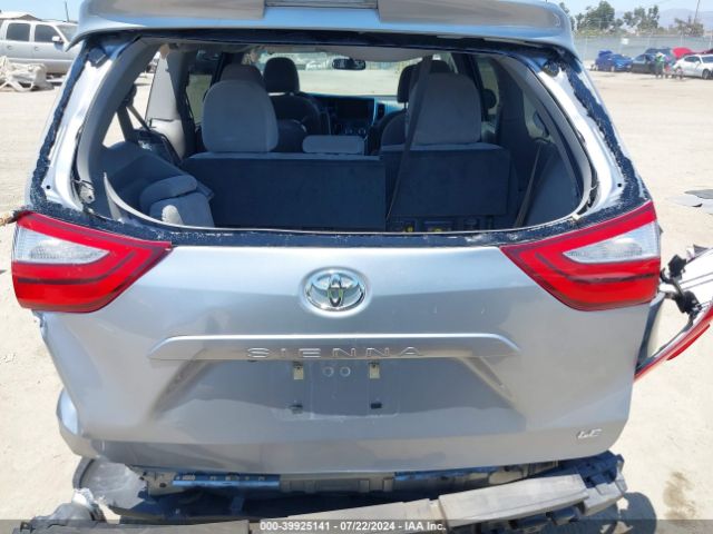 5TDKZ3DC1HS875908 Toyota Sienna Le 8 Passenger