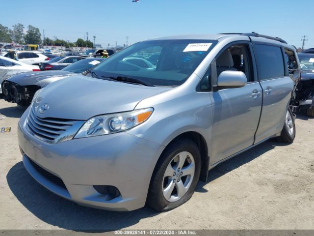 5TDKZ3DC1HS875908 Toyota Sienna Le 8 Passenger