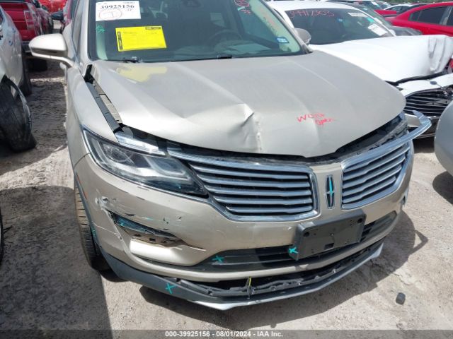 5LMCJ3C92HUL14171 Lincoln Mkc Reserve