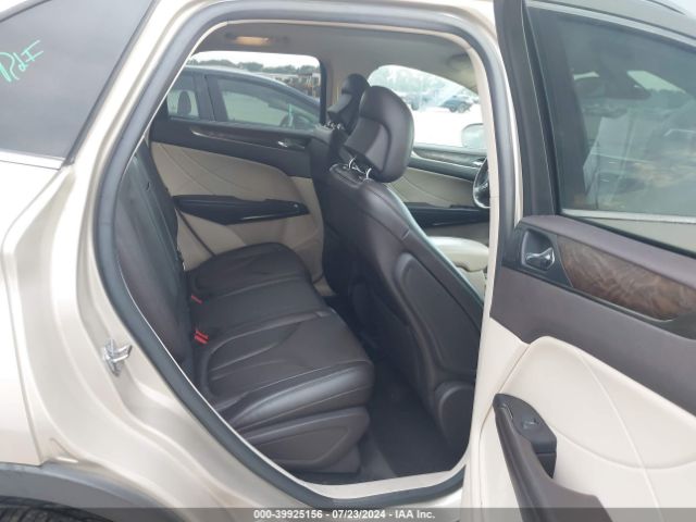 5LMCJ3C92HUL14171 Lincoln Mkc Reserve