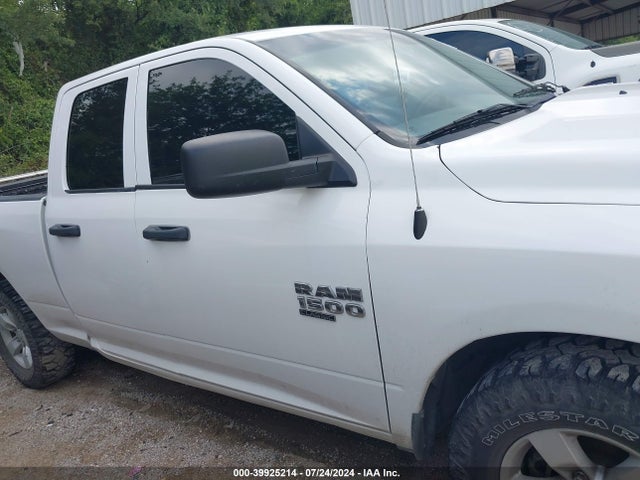 1C6RR6FG0LS126380 RAM 1500 Classic Tradesman Quad Cab 4x2 6'4 Box
