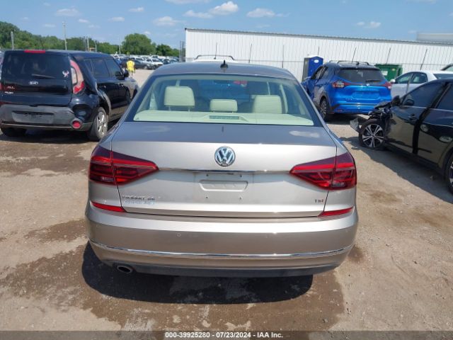 1VWGT7A38HC084163 Volkswagen Passat 1.8t Se